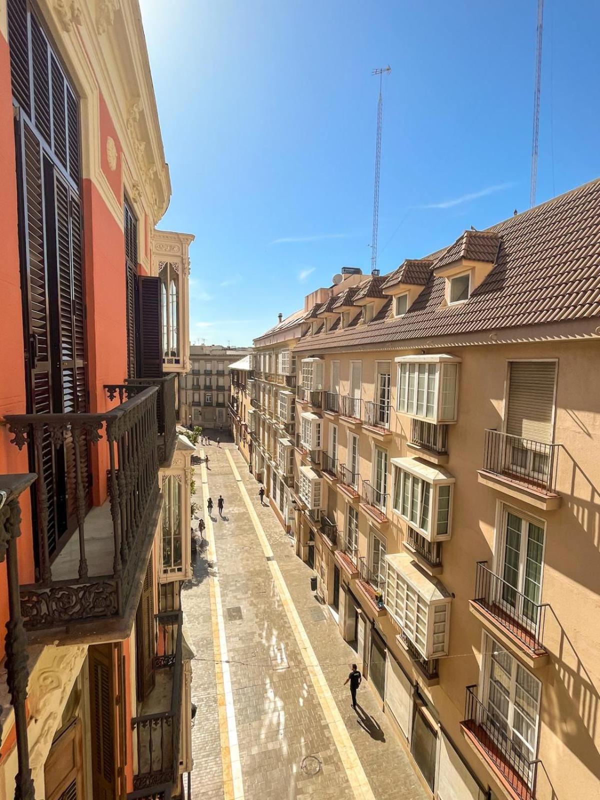 Apartamentos Loles De Cisneros Catedral Málaga Extérieur photo